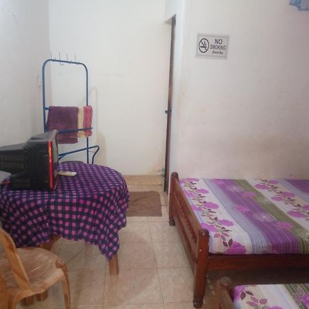 Kunam Beach Rest Inn Batticaloa Esterno foto