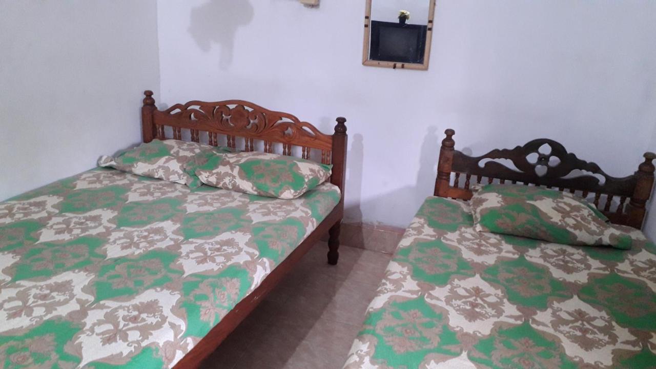 Kunam Beach Rest Inn Batticaloa Esterno foto