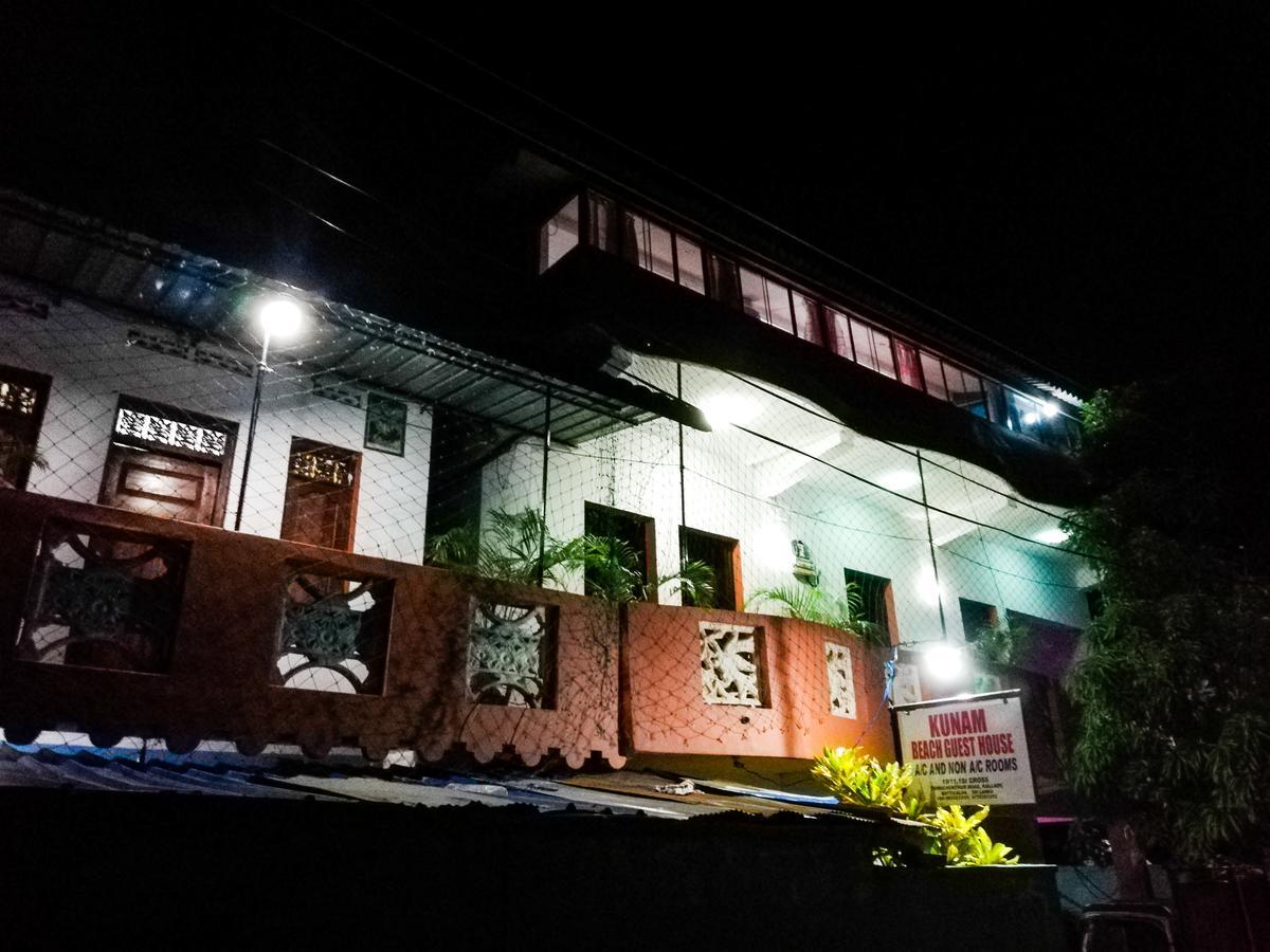 Kunam Beach Rest Inn Batticaloa Esterno foto