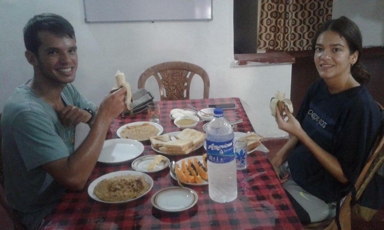 Kunam Beach Rest Inn Batticaloa Esterno foto