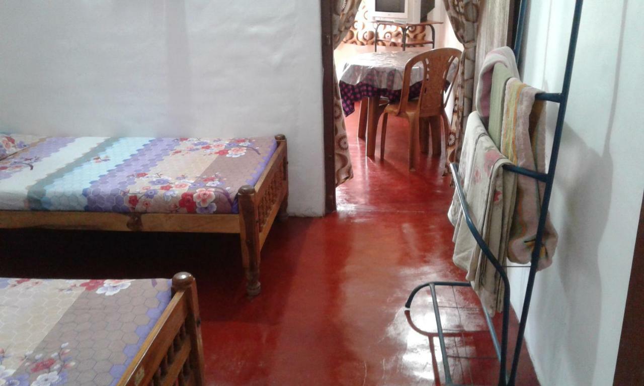 Kunam Beach Rest Inn Batticaloa Esterno foto